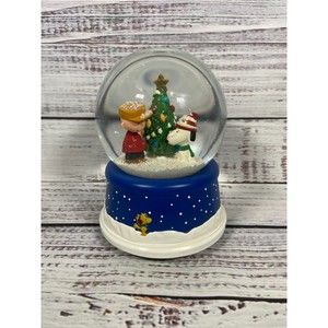 Peanuts 50th Anniversary Christmas Musical Snow Globe